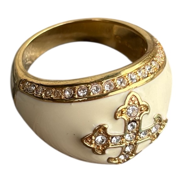 Vintage Priscilla Presley Cross Ring ✨ - Picture 2 of 8
